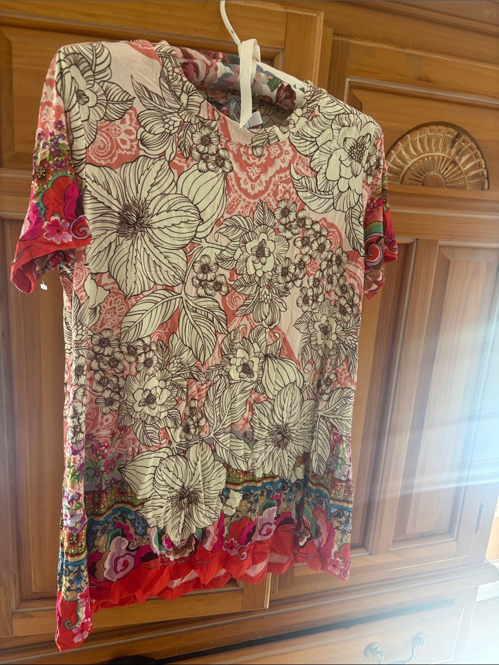 Johnny Was Floral Print Short-Sleeve Top in Coral and White